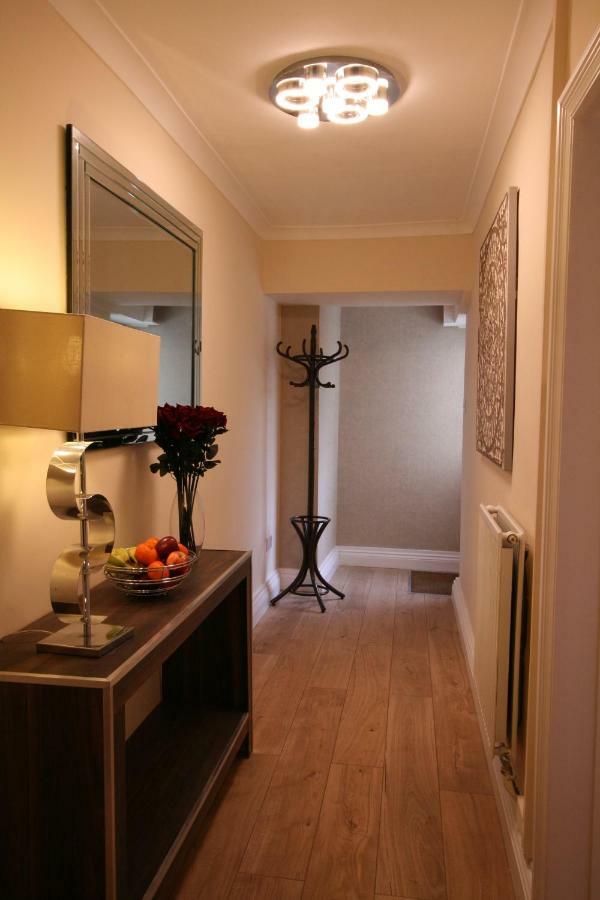 The Thomas Suite Llandudno Bagian luar foto