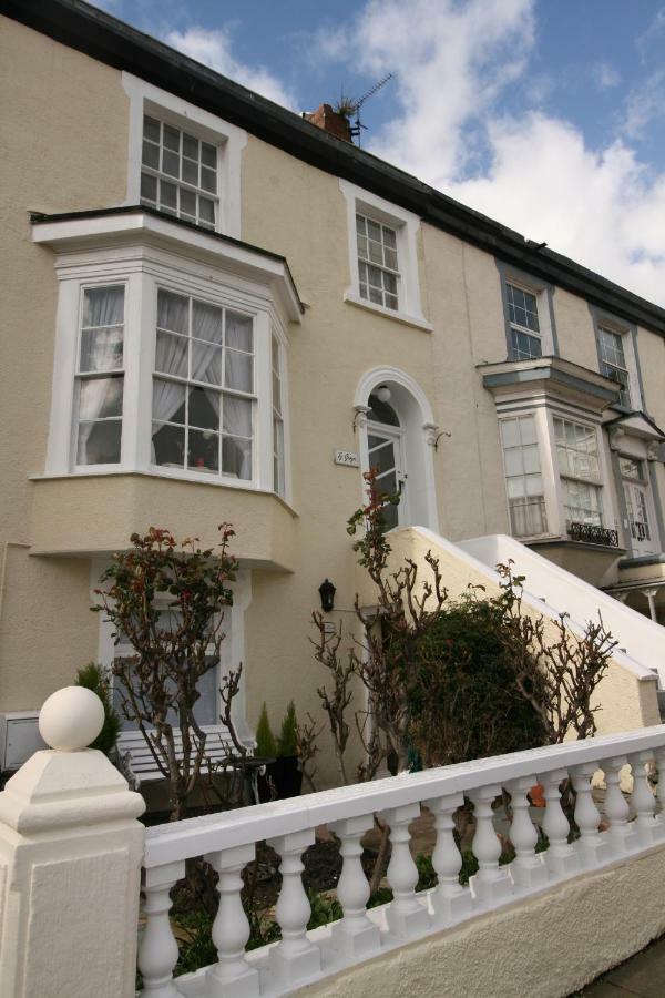 The Thomas Suite Llandudno Bagian luar foto