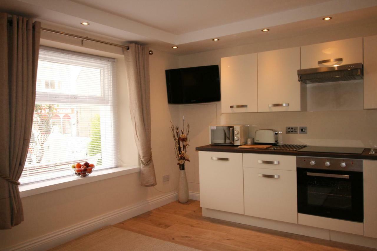The Thomas Suite Llandudno Bagian luar foto