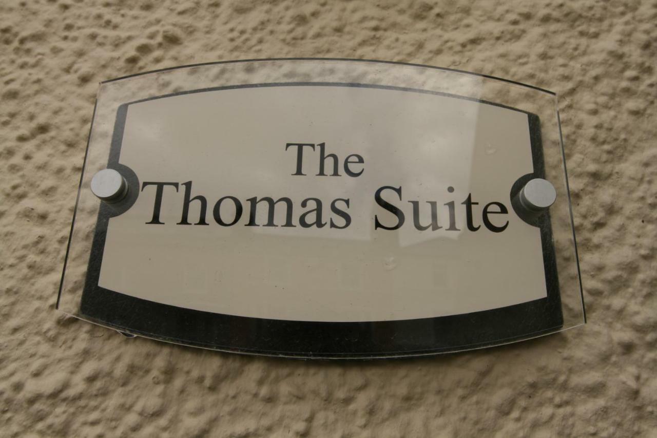 The Thomas Suite Llandudno Bagian luar foto
